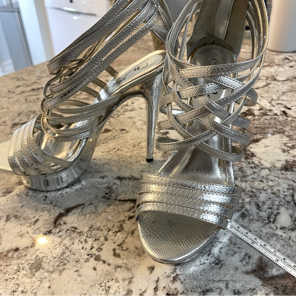 Platform heels